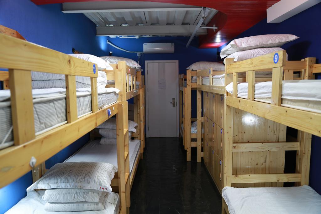 Shanghai Old West Gate Hostel Şanghay Oda fotoğraf